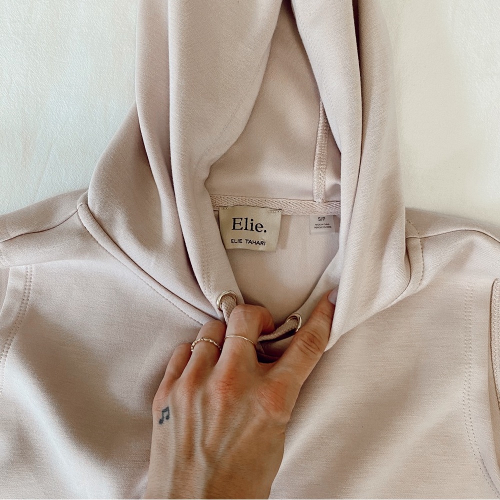 Elie Tahari Light Pink Sleeveless Hoodie - Picture 5 of 7
